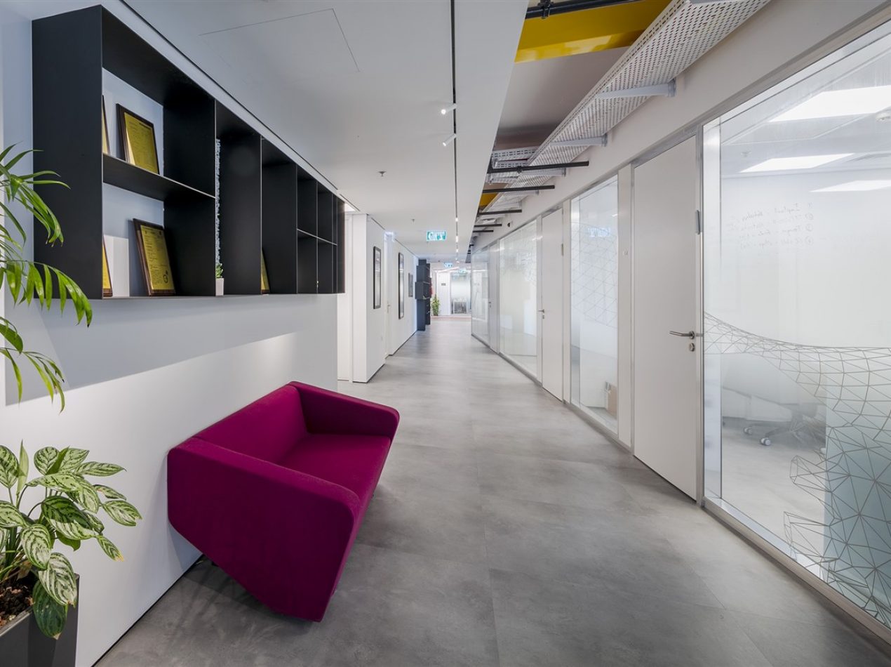 Edwards – Or Yehuda